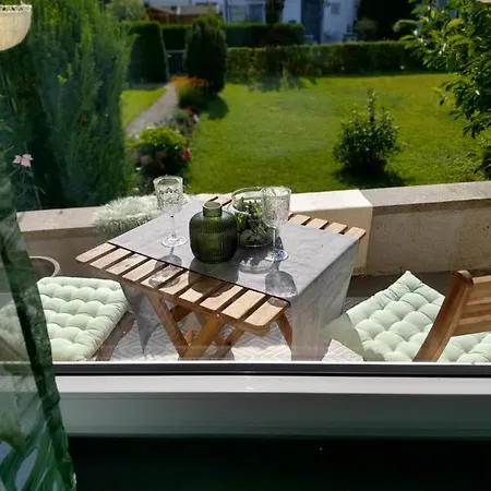 Gemutliche Ferienwohnung Mit Charm * Friedrichshafen